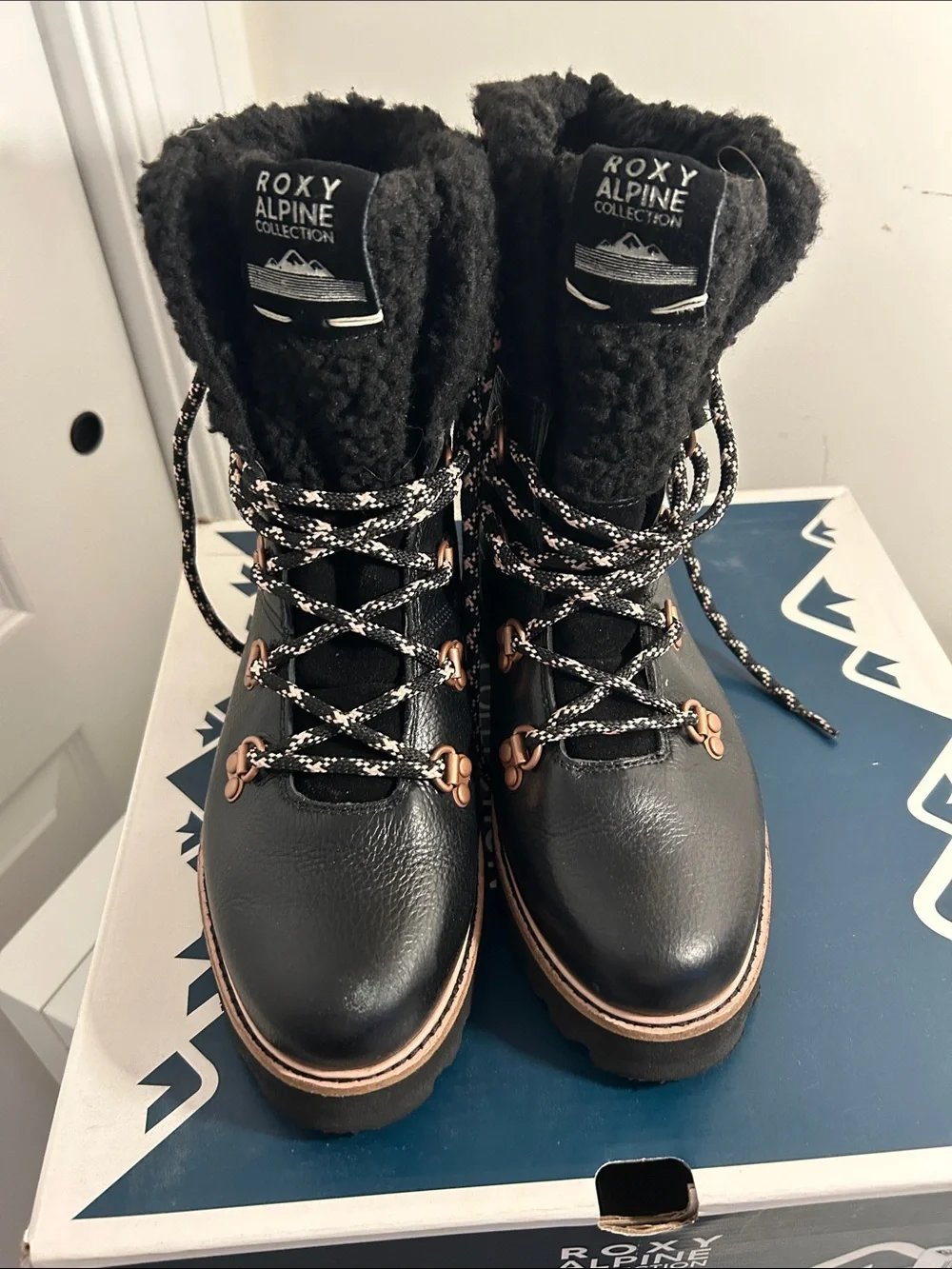 Roxy Black Faux-Leather Snow Boots with Copper Trim